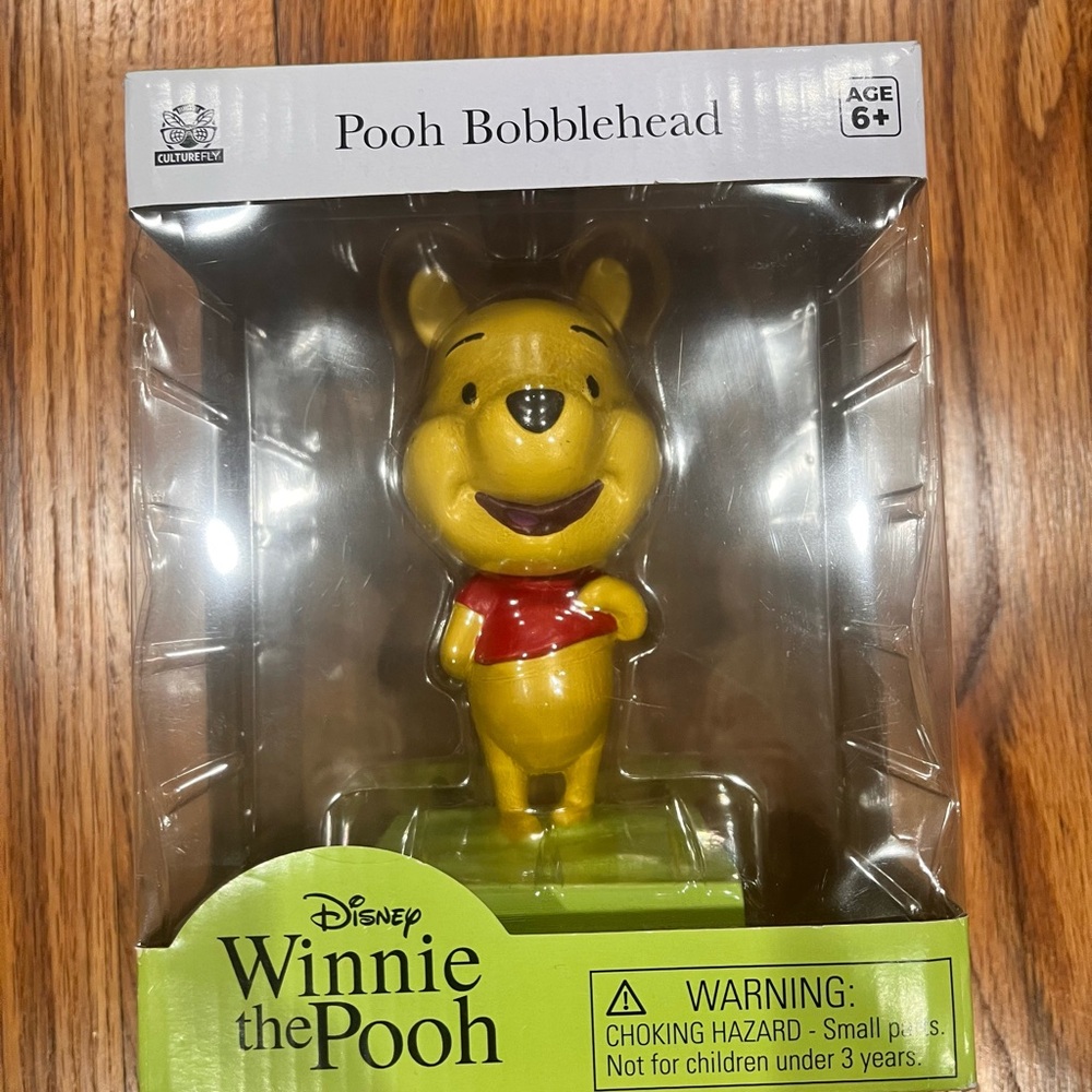 New Disney Winnie the Pooh Bobblehead 5" Figure - Picture 8 of 9